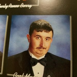 Meet your Posher, Hunter